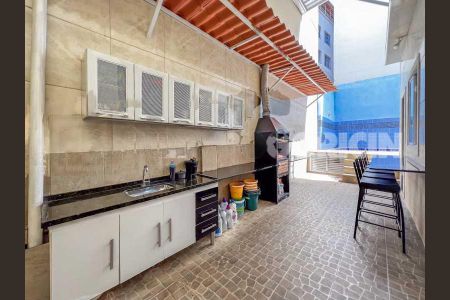 Casa à venda com 321m², 3 quartos e 1 vaga