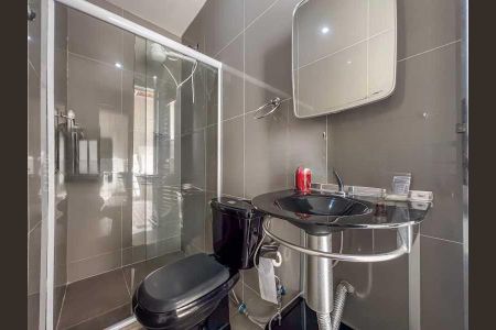 Casa à venda com 321m², 3 quartos e 1 vaga