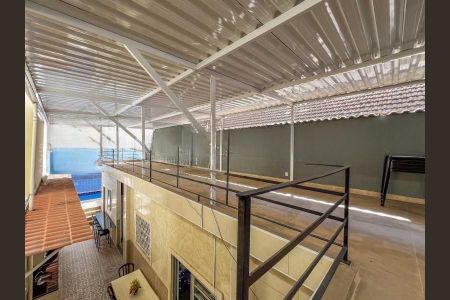 Casa à venda com 321m², 3 quartos e 1 vaga