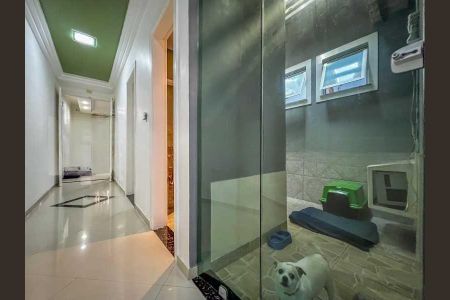 Casa à venda com 321m², 3 quartos e 1 vaga