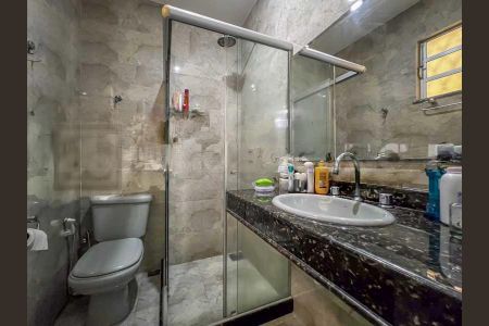 Casa à venda com 321m², 3 quartos e 1 vaga