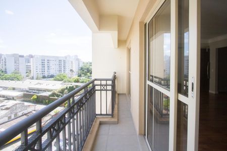 Apartamento para alugar com 102m², 3 quartos e 2 vagas Apartamento para alugar com 102m², 3 quartos e 2 vagasVaranda Sala