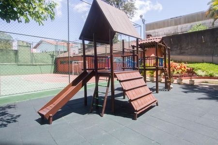 Apartamento para alugar com 102m², 3 quartos e 2 vagas Apartamento para alugar com 102m², 3 quartos e 2 vagasÁrea comum - Playground