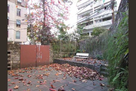 Casa à venda com 230m², 3 quartos e 2 vagas