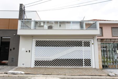 Casa à venda com 260m², 5 quartos e 2 vagasFachada