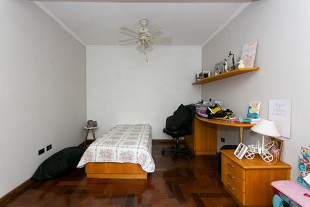 Casa à venda com 260m², 5 quartos e 2 vagasQuarto 3