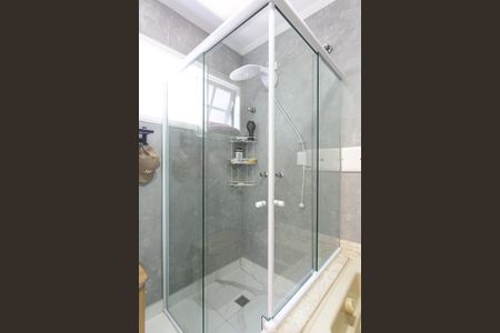 Casa à venda com 260m², 5 quartos e 2 vagasBanheiro da Suíte