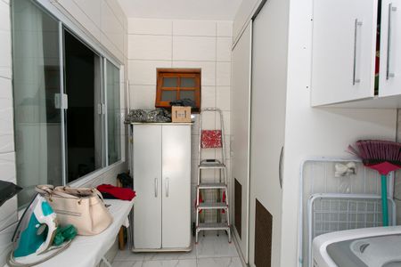 Casa à venda com 260m², 5 quartos e 2 vagasÁrea de Serviço