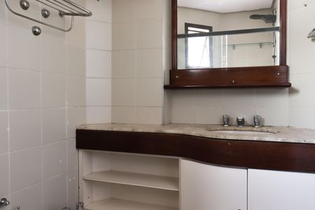 Apartamento para alugar com 47m², 1 quarto e 1 vaga Apartamento para alugar com 47m², 1 quarto e 1 vagaBanheiro