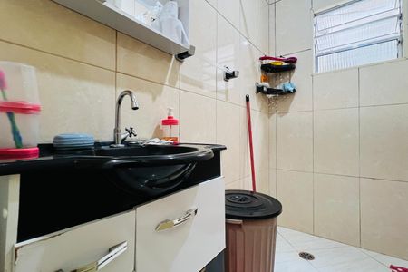 Casa à venda com 120m², 3 quartos e 2 vagasBanheiro 1