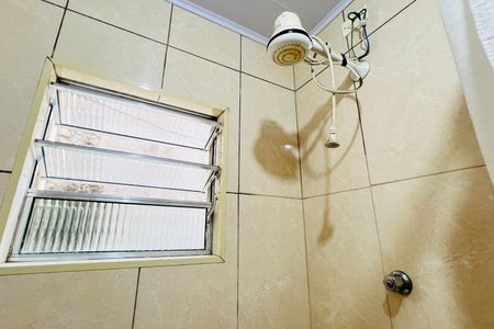 Casa à venda com 120m², 3 quartos e 2 vagasBanheiro 1