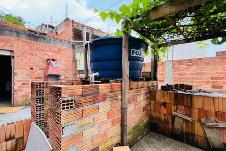 Casa à venda com 120m², 3 quartos e 2 vagasÁrea externa