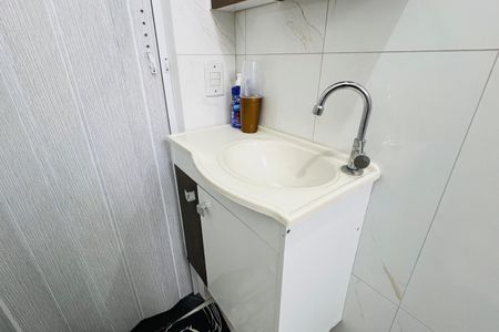 Casa à venda com 120m², 3 quartos e 2 vagasBanheiro 2