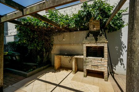 Apartamento para alugar com 48m², 2 quartos e 1 vaga Apartamento para alugar com 48m², 2 quartos e 1 vagaChurarsqueira 01