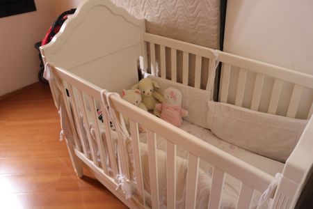 Apartamento à venda com 85m², 3 quartos e 2 vagasQuarto 2