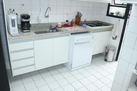 Apartamento à venda com 85m², 3 quartos e 2 vagasCozinha