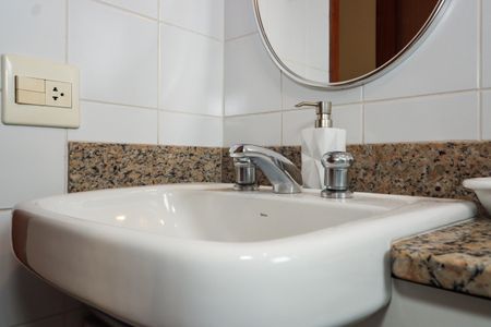 Apartamento à venda com 141m², 4 quartos e 2 vagasBanheiro da Suíte 2