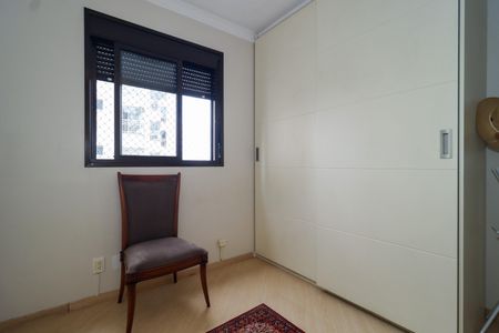Apartamento à venda com 141m², 4 quartos e 2 vagasSuíte 2