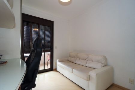Apartamento à venda com 141m², 4 quartos e 2 vagasQuarto 4