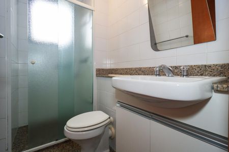 Apartamento à venda com 141m², 4 quartos e 2 vagasBanheiro