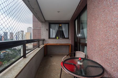 Apartamento à venda com 141m², 4 quartos e 2 vagasVaranda da Sala