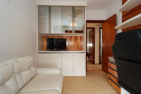 Apartamento à venda com 141m², 4 quartos e 2 vagasQuarto 4