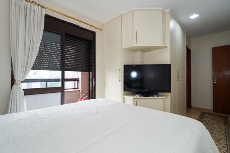 Apartamento à venda com 141m², 4 quartos e 2 vagasSuíte 1