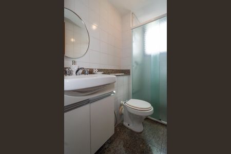 Apartamento à venda com 141m², 4 quartos e 2 vagasBanheiro da Suíte 2