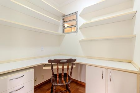 Apartamento para alugar com 135m², 2 quartos e 1 vagaEscritório