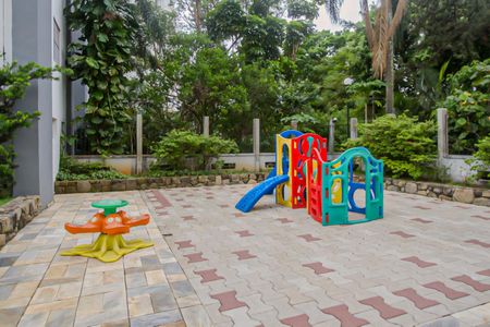 Apartamento para alugar com 135m², 2 quartos e 1 vagaÁrea comum - Playground