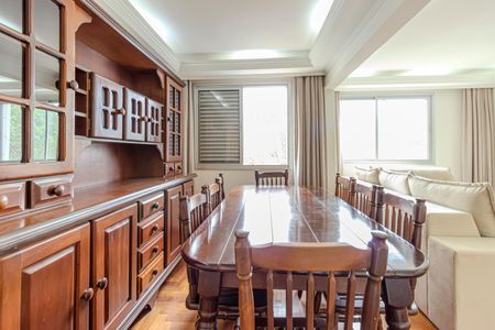 Apartamento para alugar com 135m², 2 quartos e 1 vagaSala de Jantar