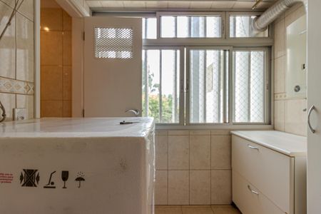 Apartamento para alugar com 135m², 2 quartos e 1 vagaÁrea de Serviço