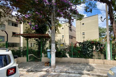 Apartamento à venda com 66m², 3 quartos e sem vaga Apartamento à venda com 66m², 3 quartos e sem vagaFachada