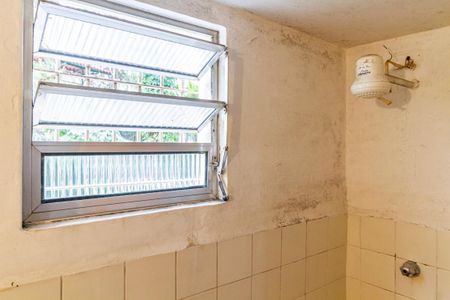 Apartamento à venda com 66m², 3 quartos e sem vaga Apartamento à venda com 66m², 3 quartos e sem vagaBanheiro