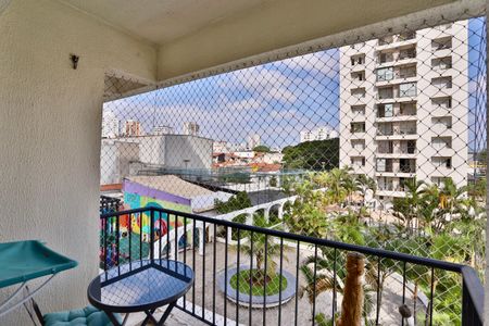 Apartamento à venda com 64m², 3 quartos e 2 vagasVaranda
