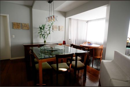 Apartamento à venda com 150m², 4 quartos e 2 vagas