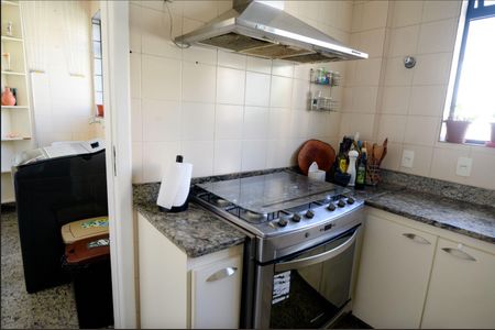 Apartamento à venda com 150m², 4 quartos e 2 vagas