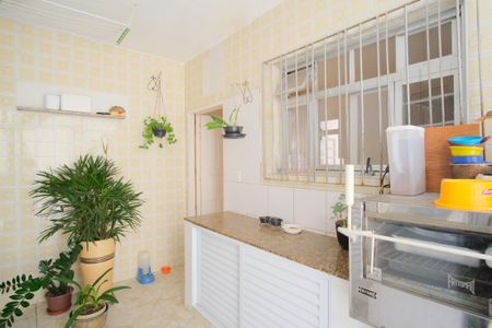 Casa à venda com 181m², 3 quartos e 1 vagaÁrea de Serviço