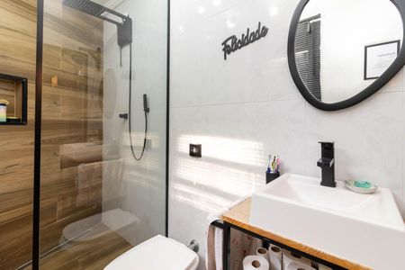 Casa à venda com 120m², 2 quartos e 2 vagas Casa à venda com 120m², 2 quartos e 2 vagasBanheiro 1