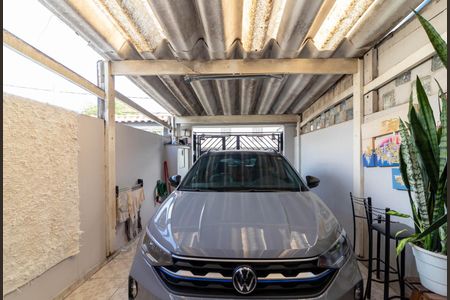 Casa à venda com 120m², 2 quartos e 2 vagas Casa à venda com 120m², 2 quartos e 2 vagasGaragem