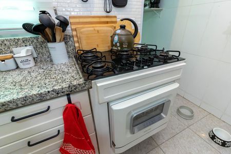 Casa à venda com 120m², 2 quartos e 2 vagas Casa à venda com 120m², 2 quartos e 2 vagasCozinha