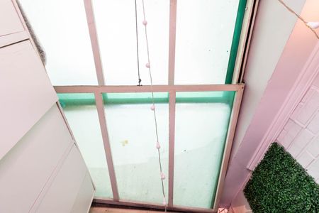 Casa à venda com 120m², 2 quartos e 2 vagas Casa à venda com 120m², 2 quartos e 2 vagasÁrea de Serviço - Teto Móvel