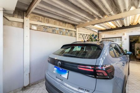 Casa à venda com 120m², 2 quartos e 2 vagas Casa à venda com 120m², 2 quartos e 2 vagasGaragem