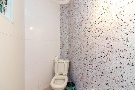 Casa à venda com 120m², 2 quartos e 2 vagas Casa à venda com 120m², 2 quartos e 2 vagasLavabo