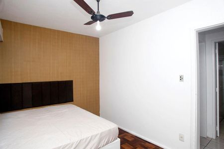 Quarto 1 de apartamento à venda com 2 quartos, 55m² em Petrópolis, Porto Alegre