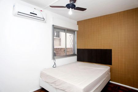 Quarto 1 de apartamento à venda com 2 quartos, 55m² em Petrópolis, Porto Alegre