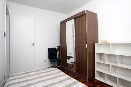 Quarto 2 de apartamento à venda com 2 quartos, 55m² em Petrópolis, Porto Alegre