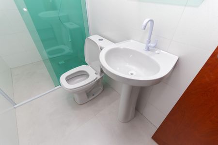 Casa para alugar com 70m², 2 quartos e sem vaga Casa para alugar com 70m², 2 quartos e sem vagaBanheiro