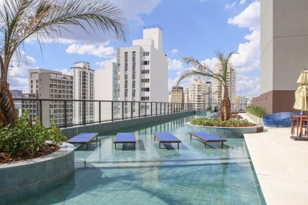 Apartamento à venda com 184m², 4 quartos e 3 vagasÁrea comum - Piscina