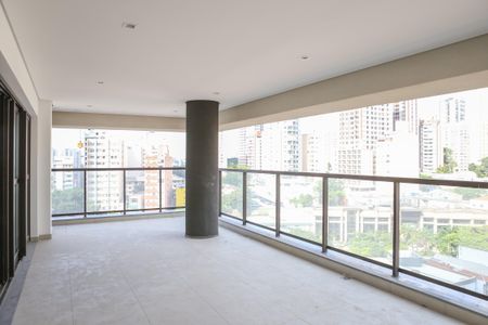 Apartamento à venda com 184m², 4 quartos e 3 vagasVaranda